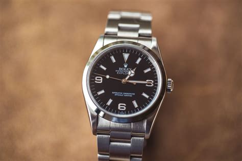 rolex explorer crown